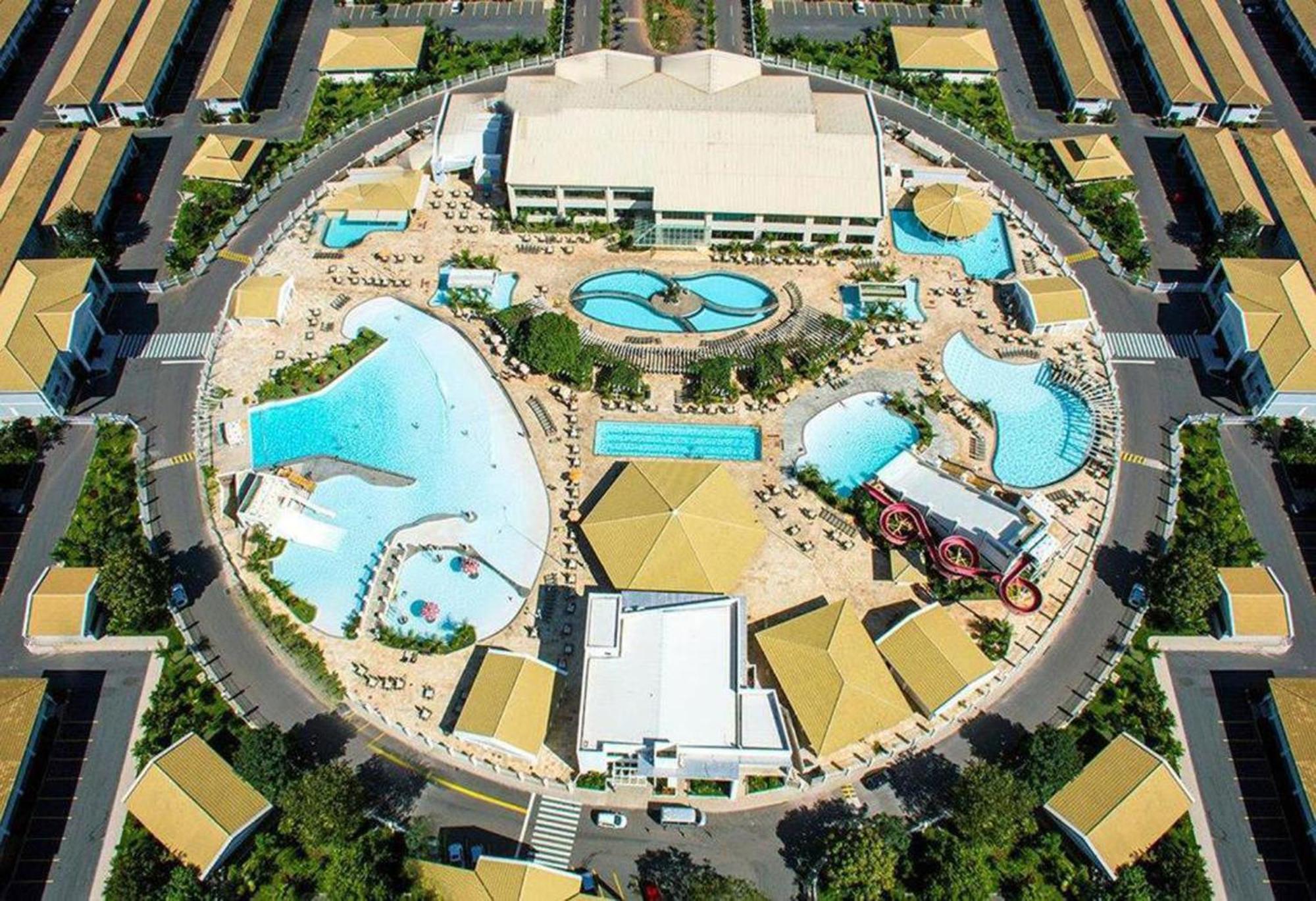 Lacqua Diroma Oficial - Diroma Acqua Park Incluido - Com Roupa De Cama E Banho Caldas Novas Dış mekan fotoğraf